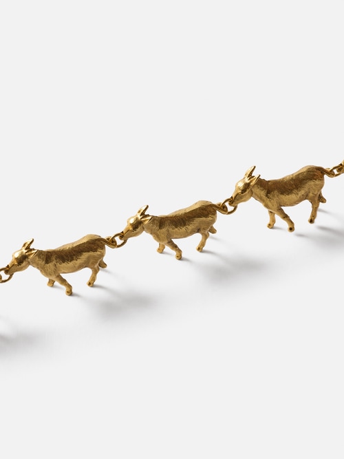 Le collier &Acirc;nes