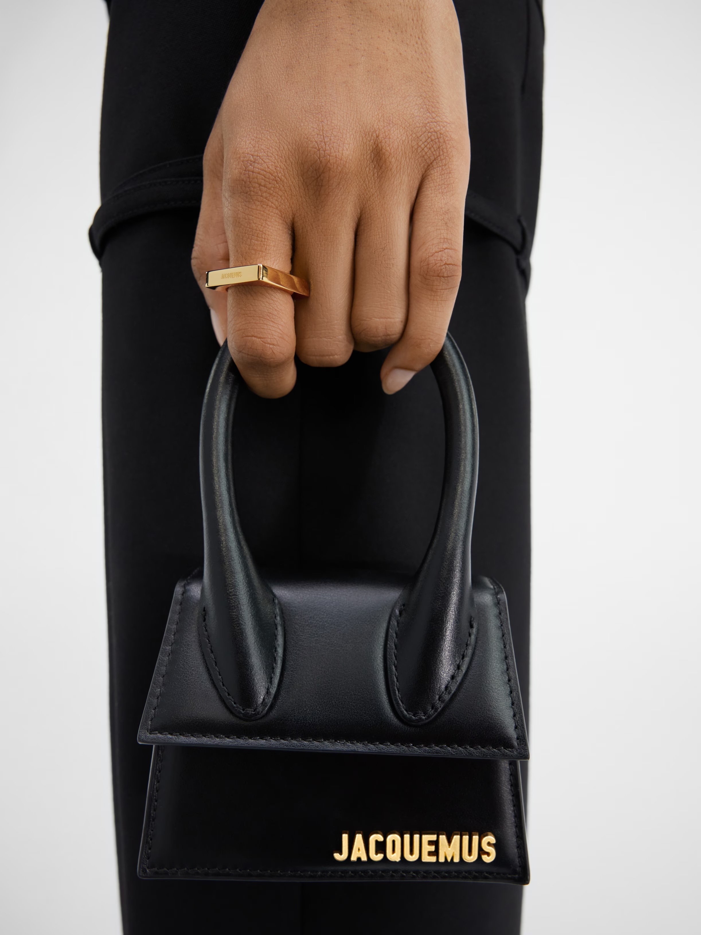 La bague carrée by JACQUEMUS Official website