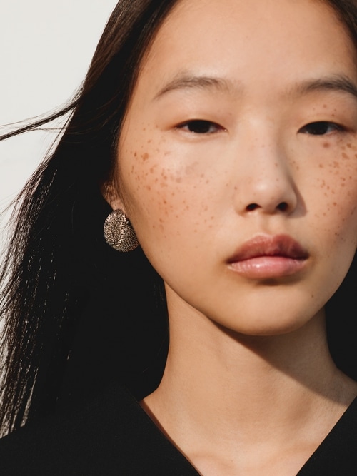 The H&eacute;risson earrings