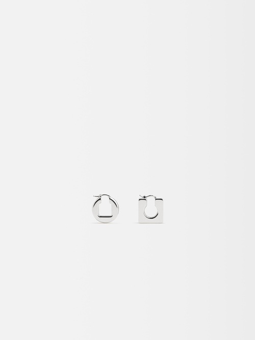 The Rond Carré earrings
