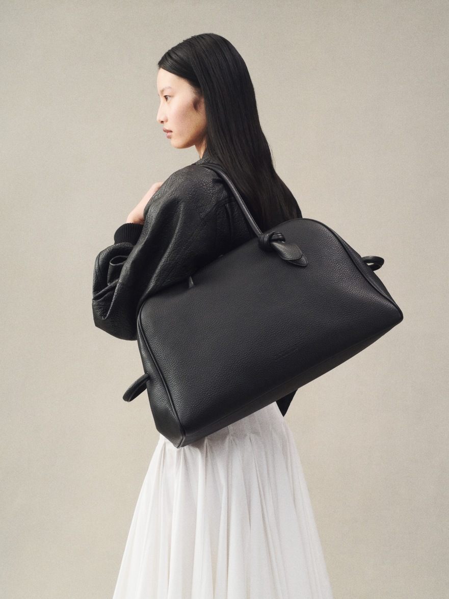 Turismo ラージ by JACQUEMUS | Official website