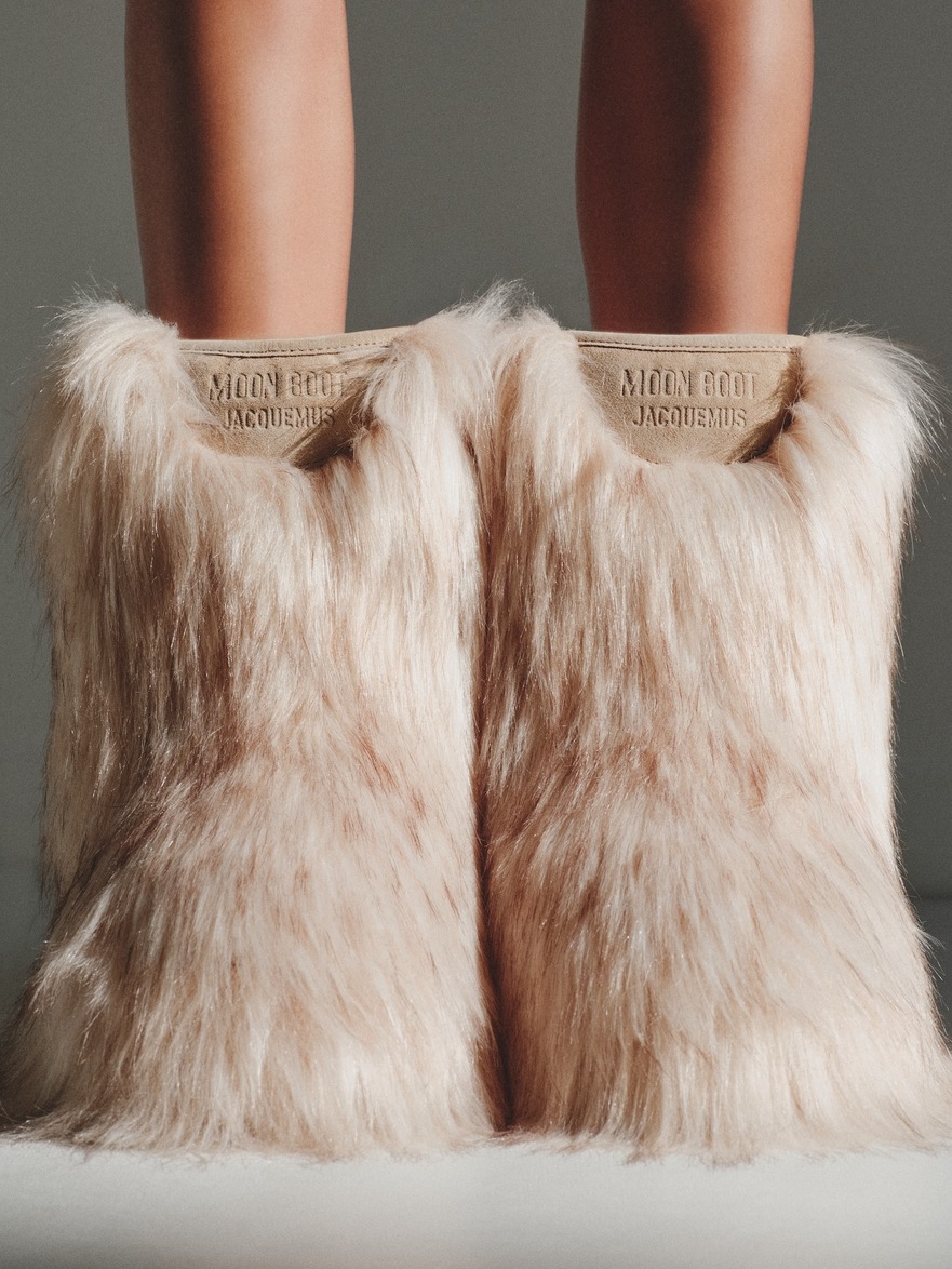 The Jacquemus Mid Yeti Moon Boot