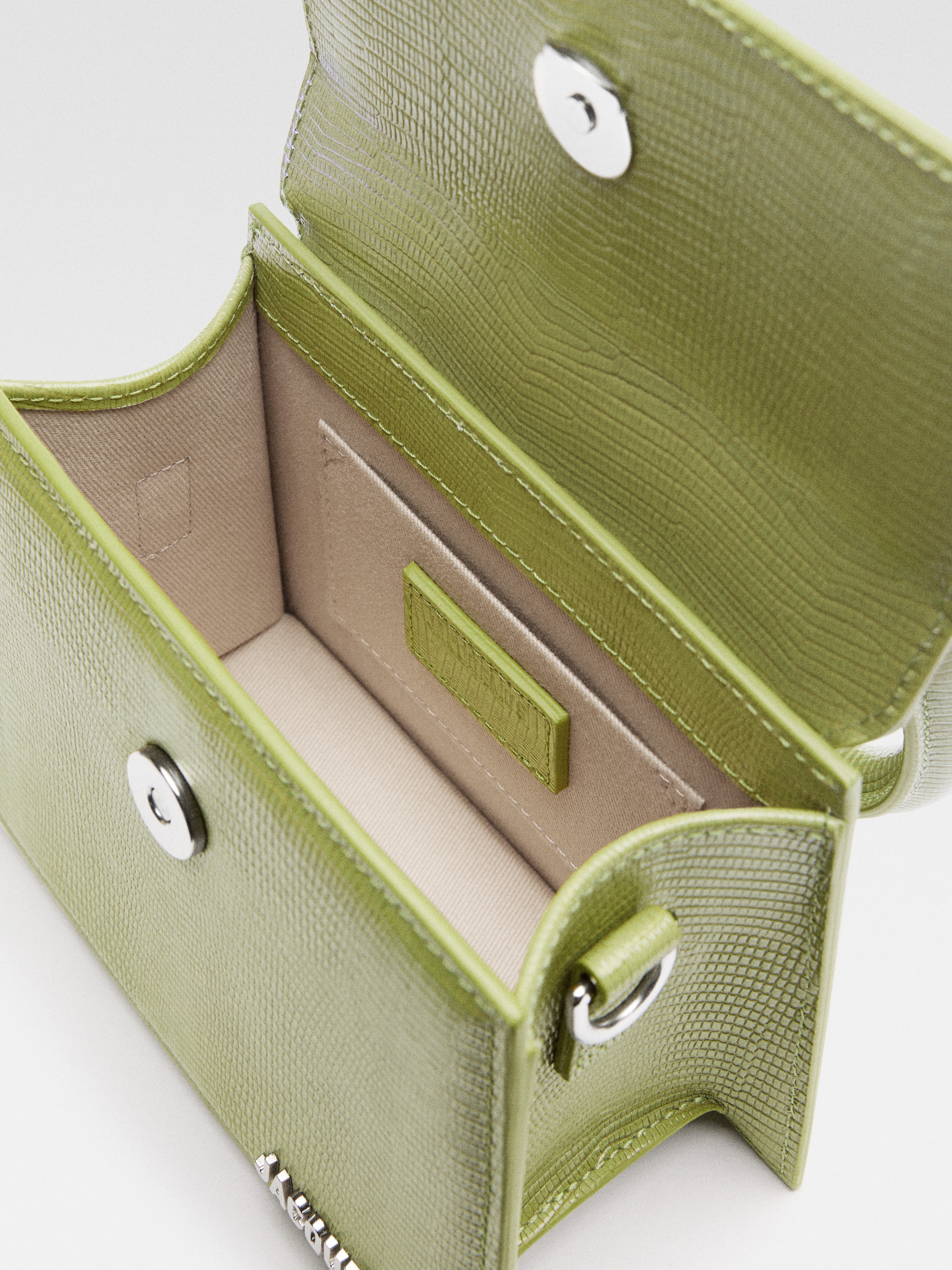 LE CHIQUITO MOYEN BOUCLE