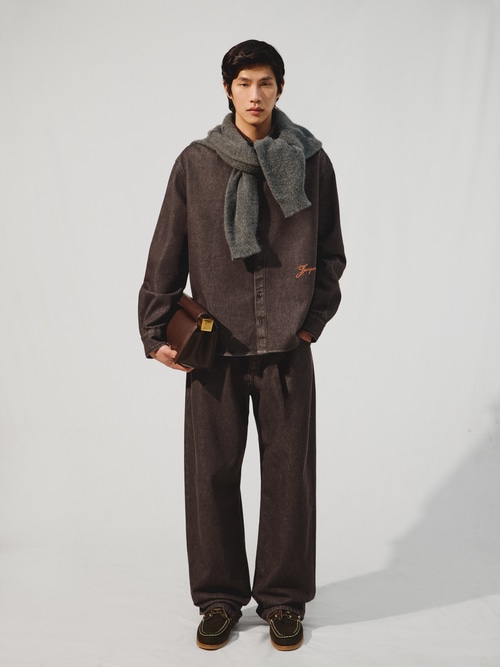 The de-N&icirc;mes Simon denim shirt