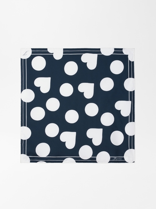 Le foulard Coeur