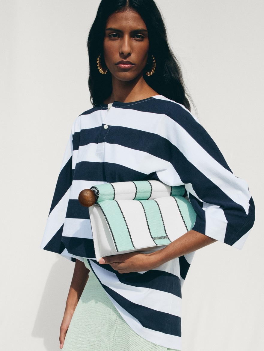 La pochette Rond Carr&eacute;