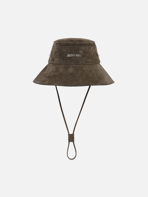 The de-Nîmes denim bucket hat