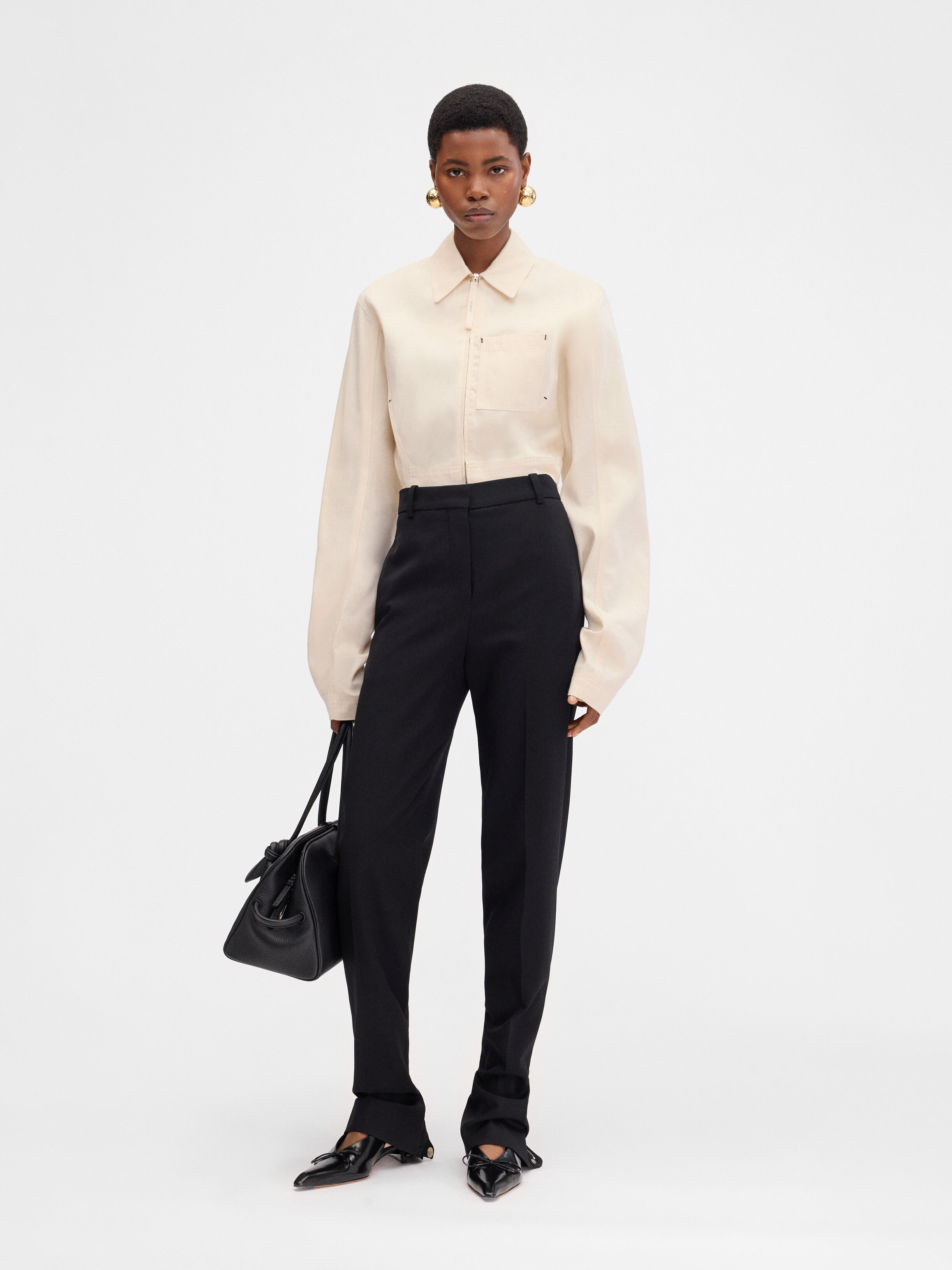 Find amazing products in セール' today | Jacquemus