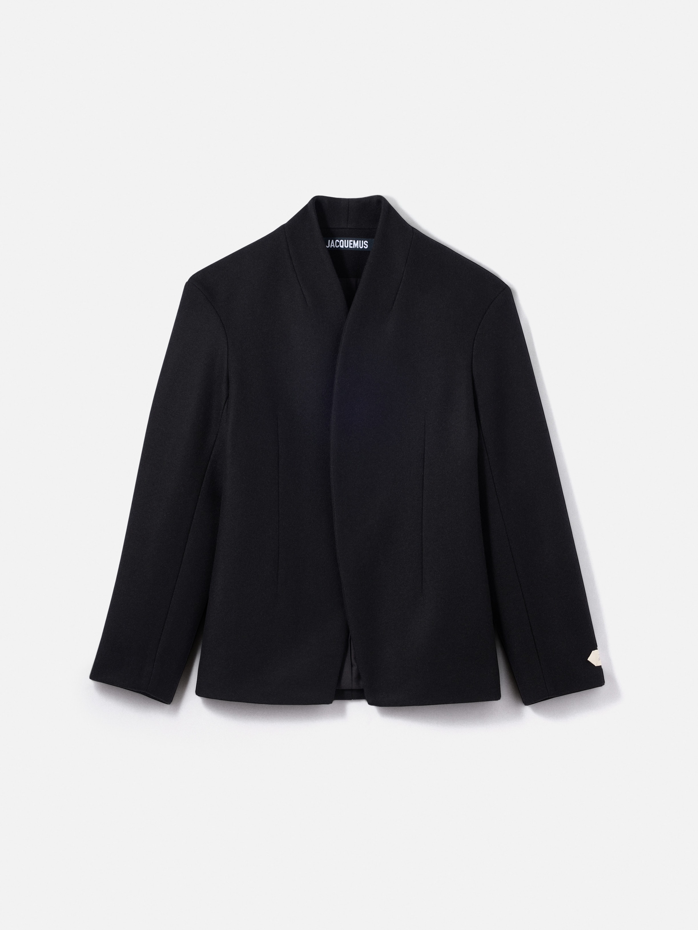 LA VESTE BASTIDE