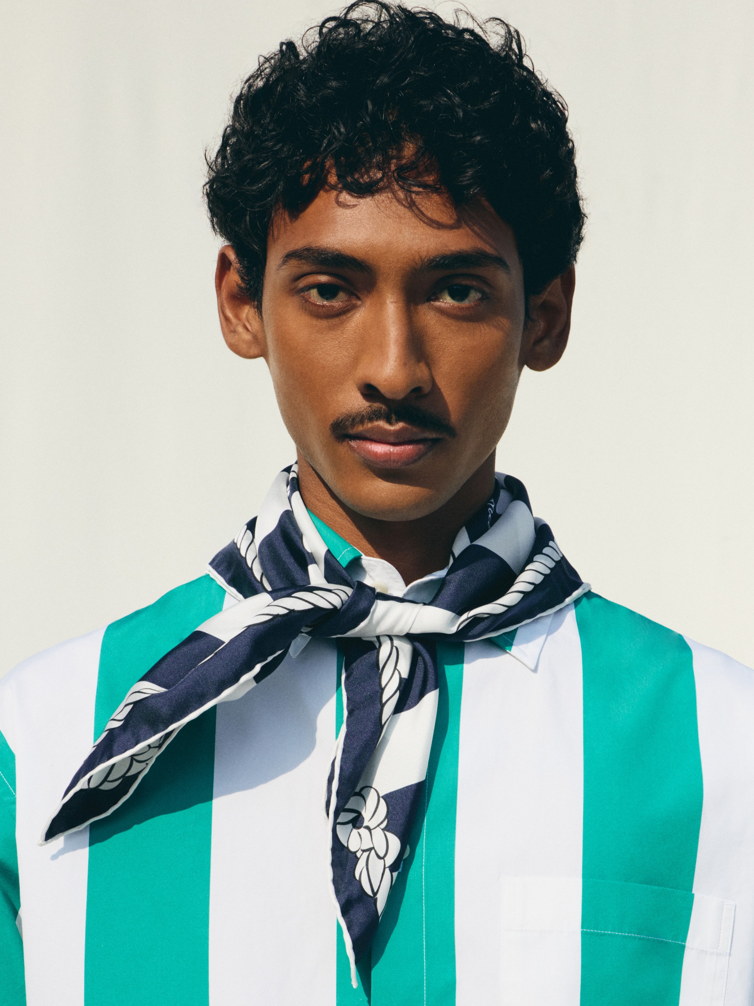 LE FOULARD BATEAU CORDE