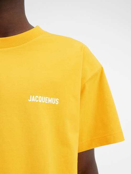 The Jacquemus t-shirt