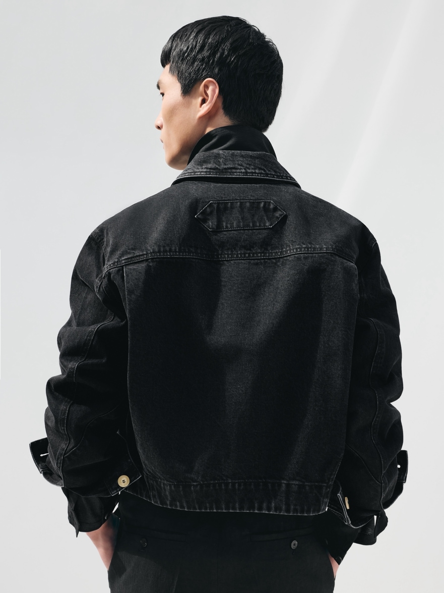 La veste de-N&icirc;mes Canevas