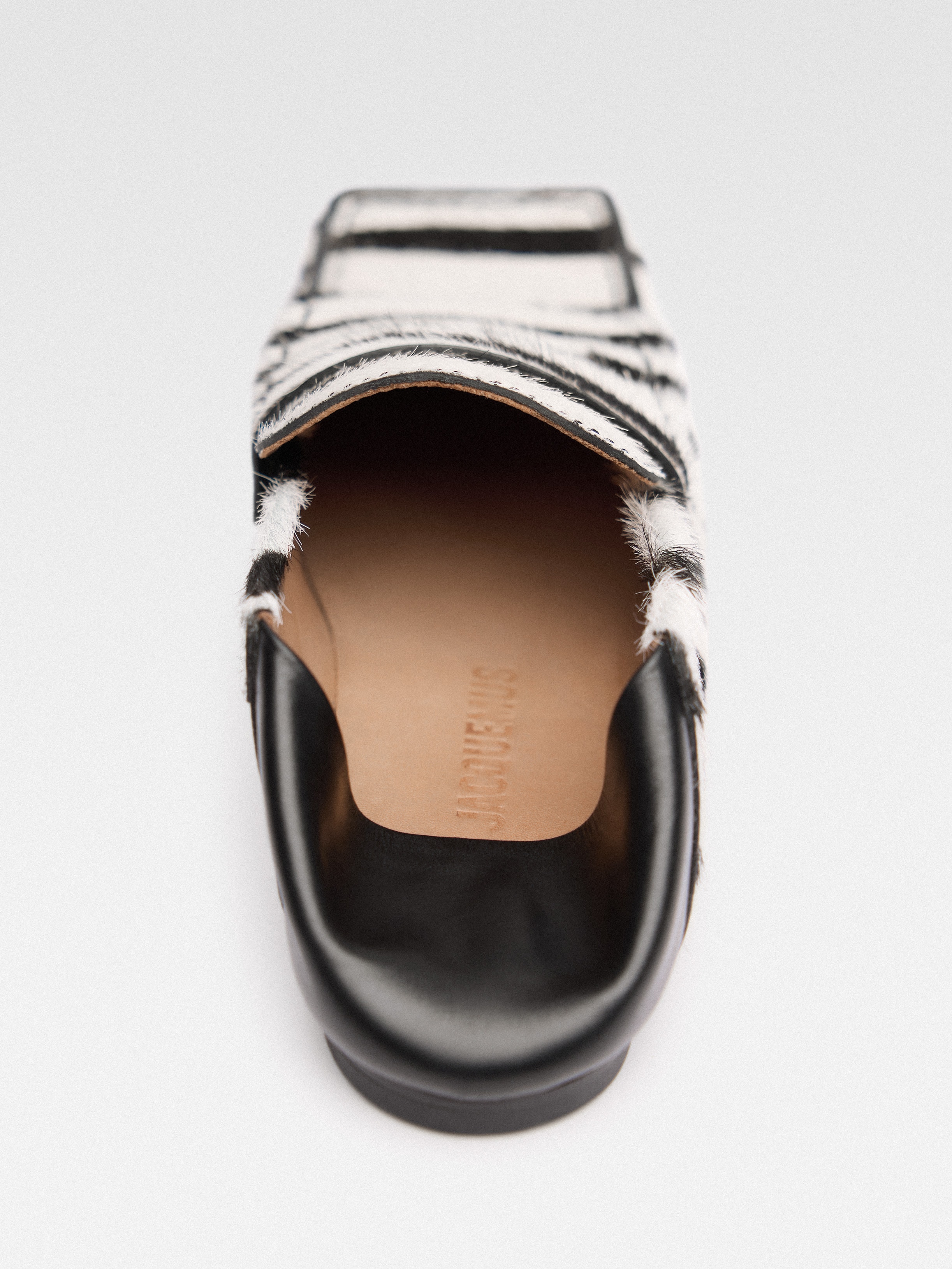 LES MOCASSINS CARRE