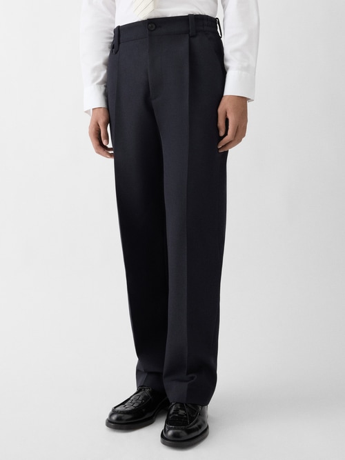 El pantal&oacute;n Croisi&egrave;re