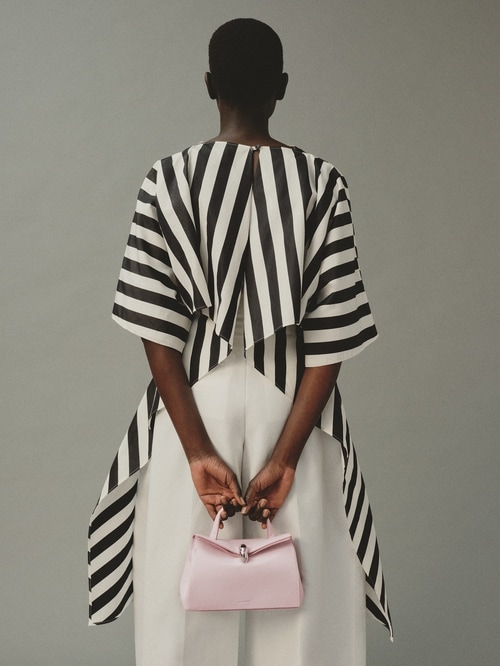 The small Val&eacute;rie