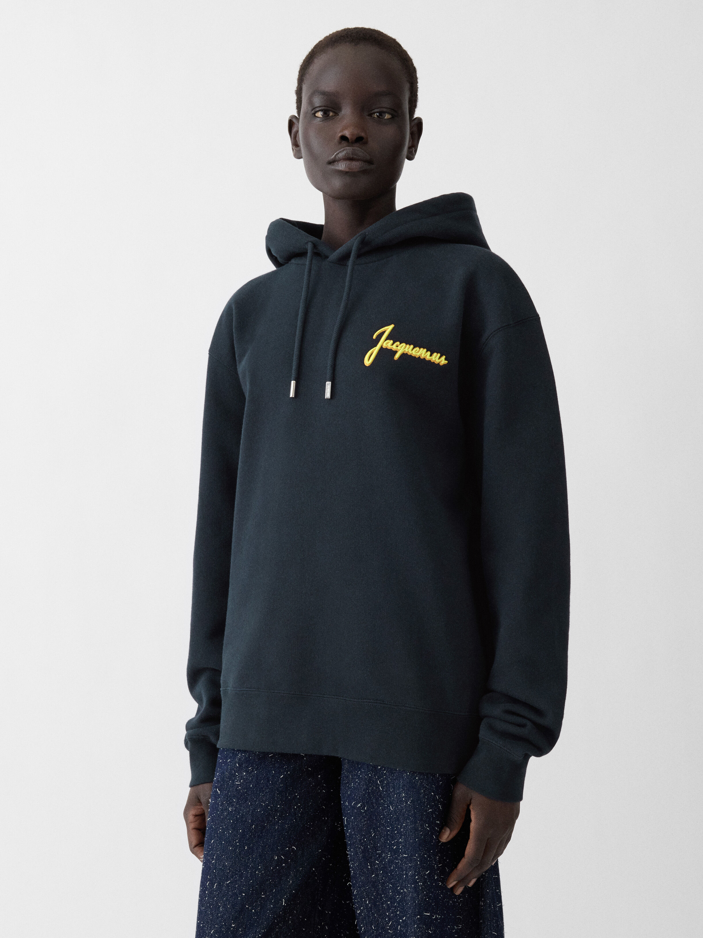 The NYC Cab hoodie by JACQUEMUS | Official website