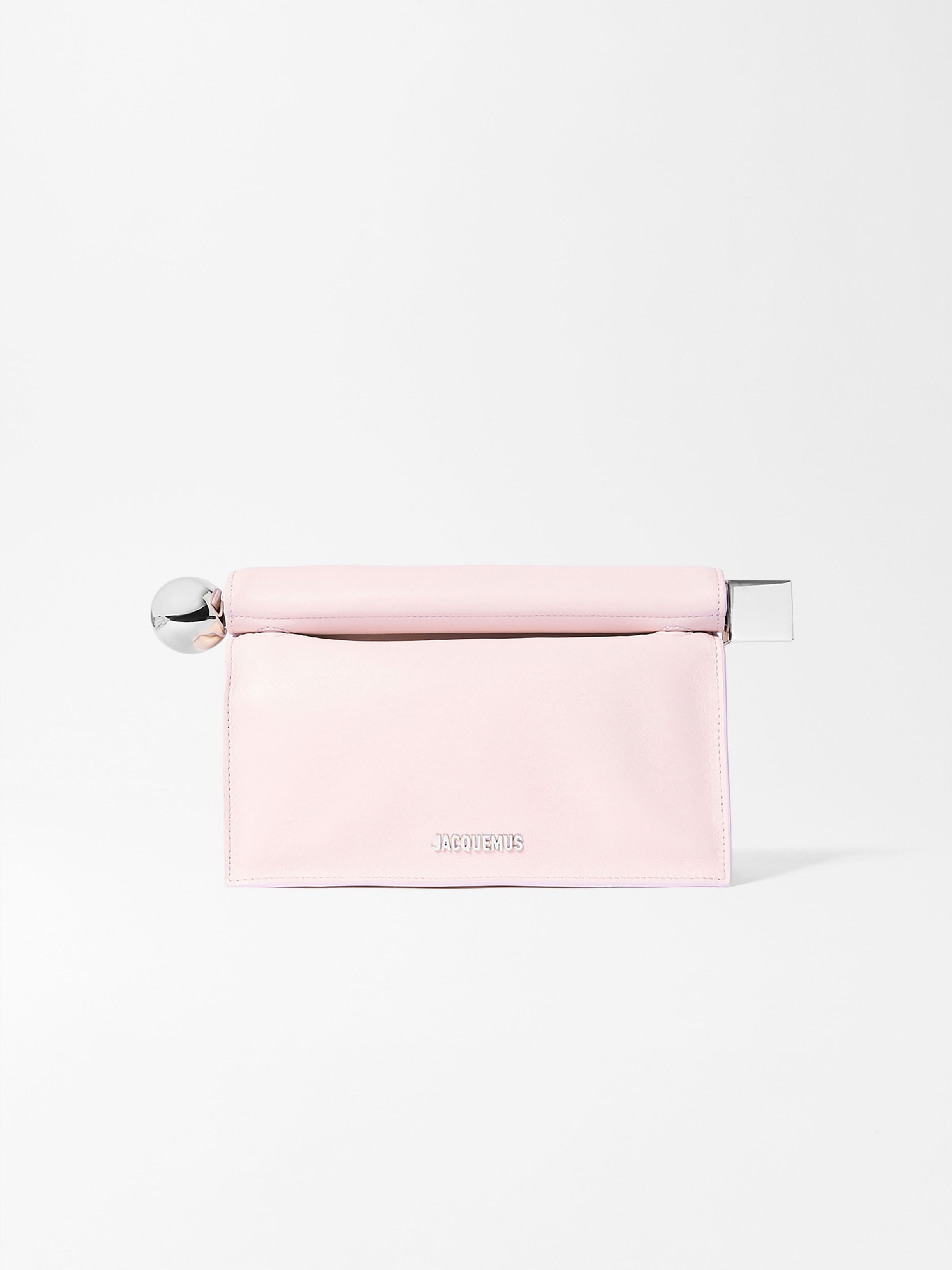 LA POCHETTE ROND CARRE
