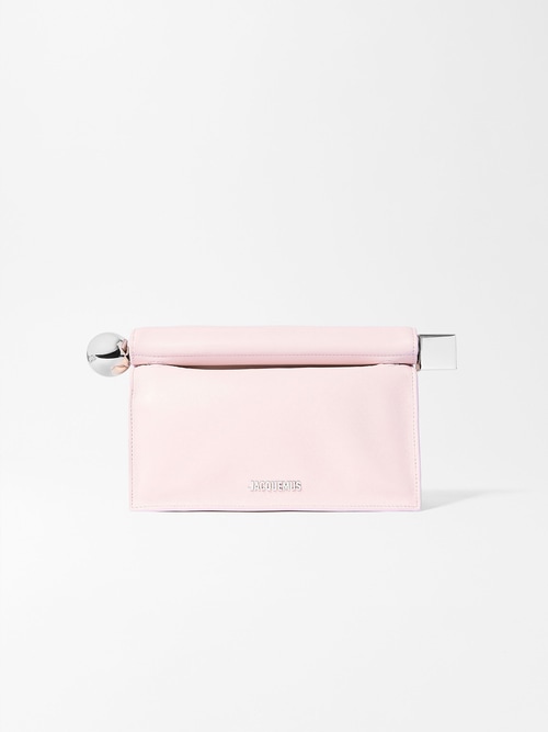 The Rond Carr&eacute; clutch
