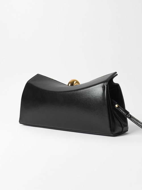 The Val&eacute;rie clutch