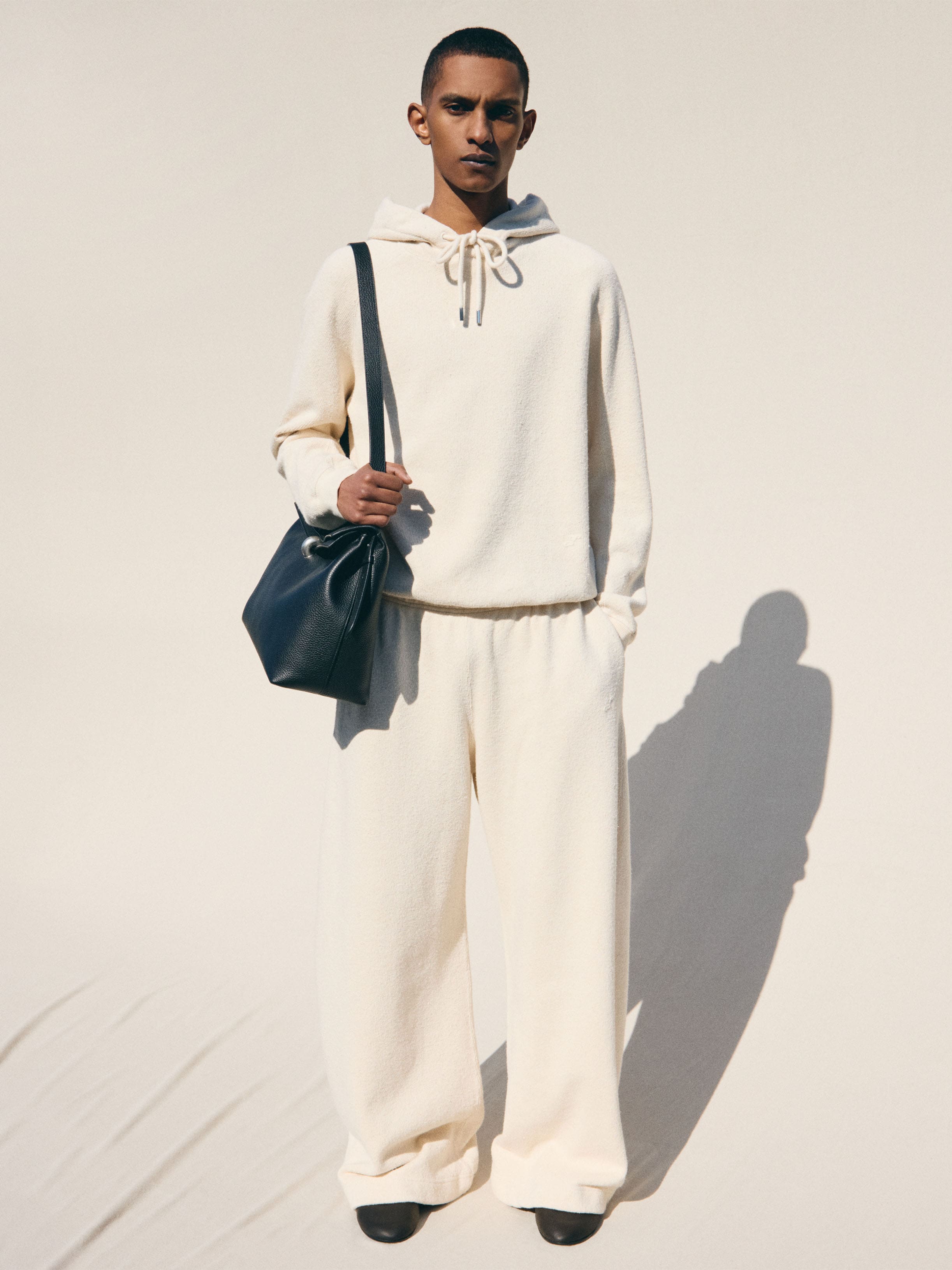 LE HOODIE OVALO