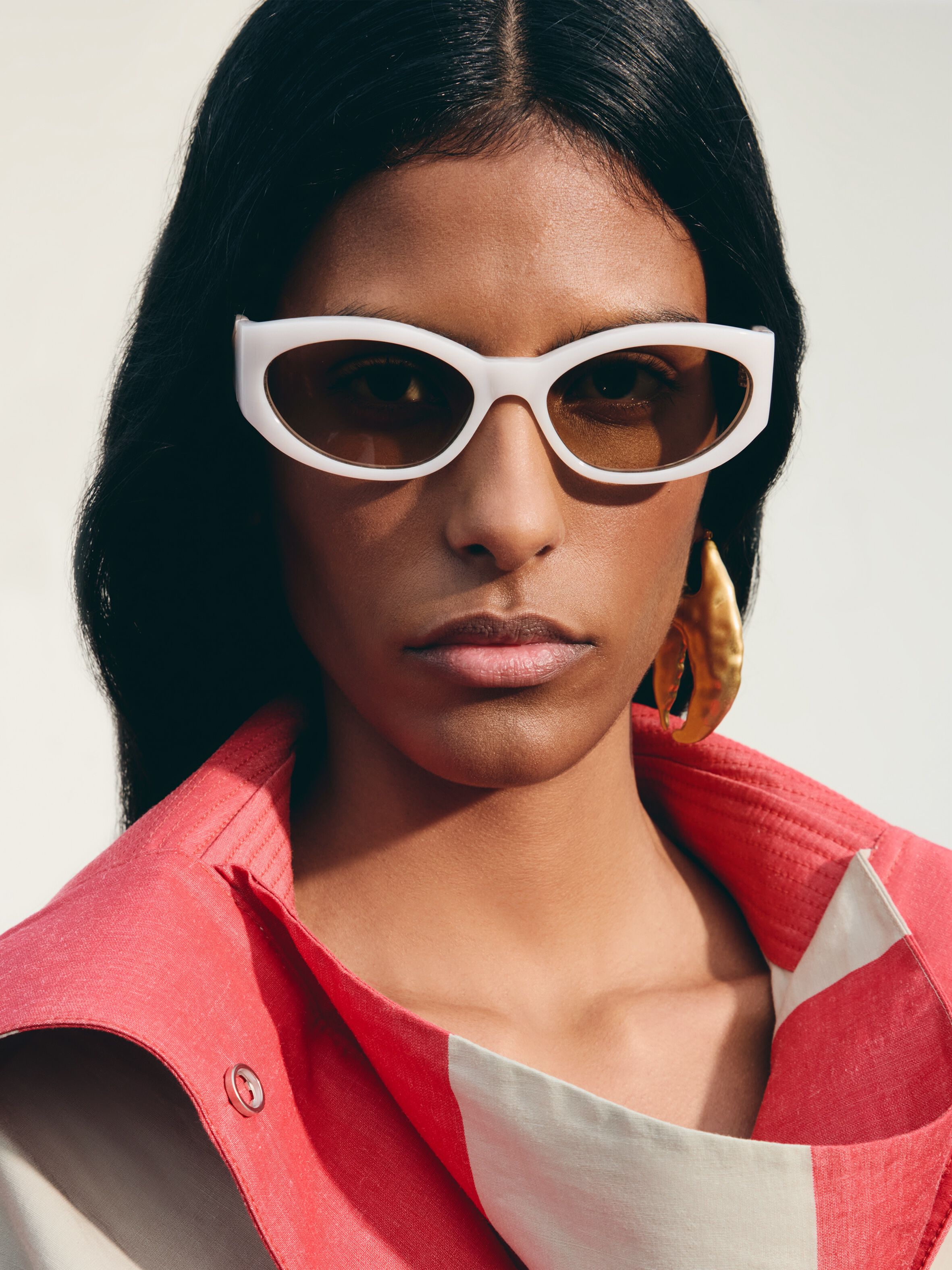 The Ovalo sunglasses by JACQUEMUS | Official website