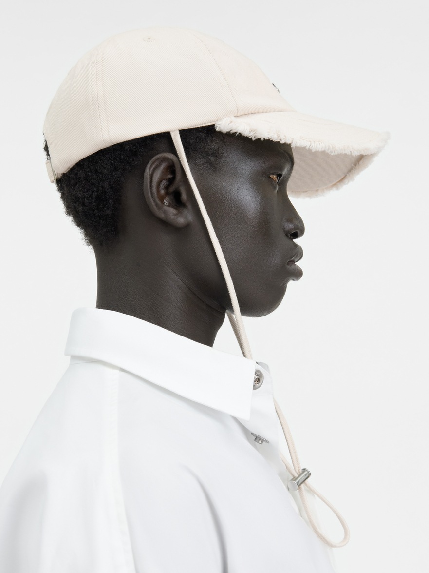 JACQUEMUS Women's The Cap in Grossgrain Black main image 1