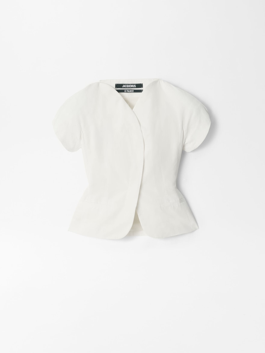The Ovalo short-sleeve jacket by Jacquemus