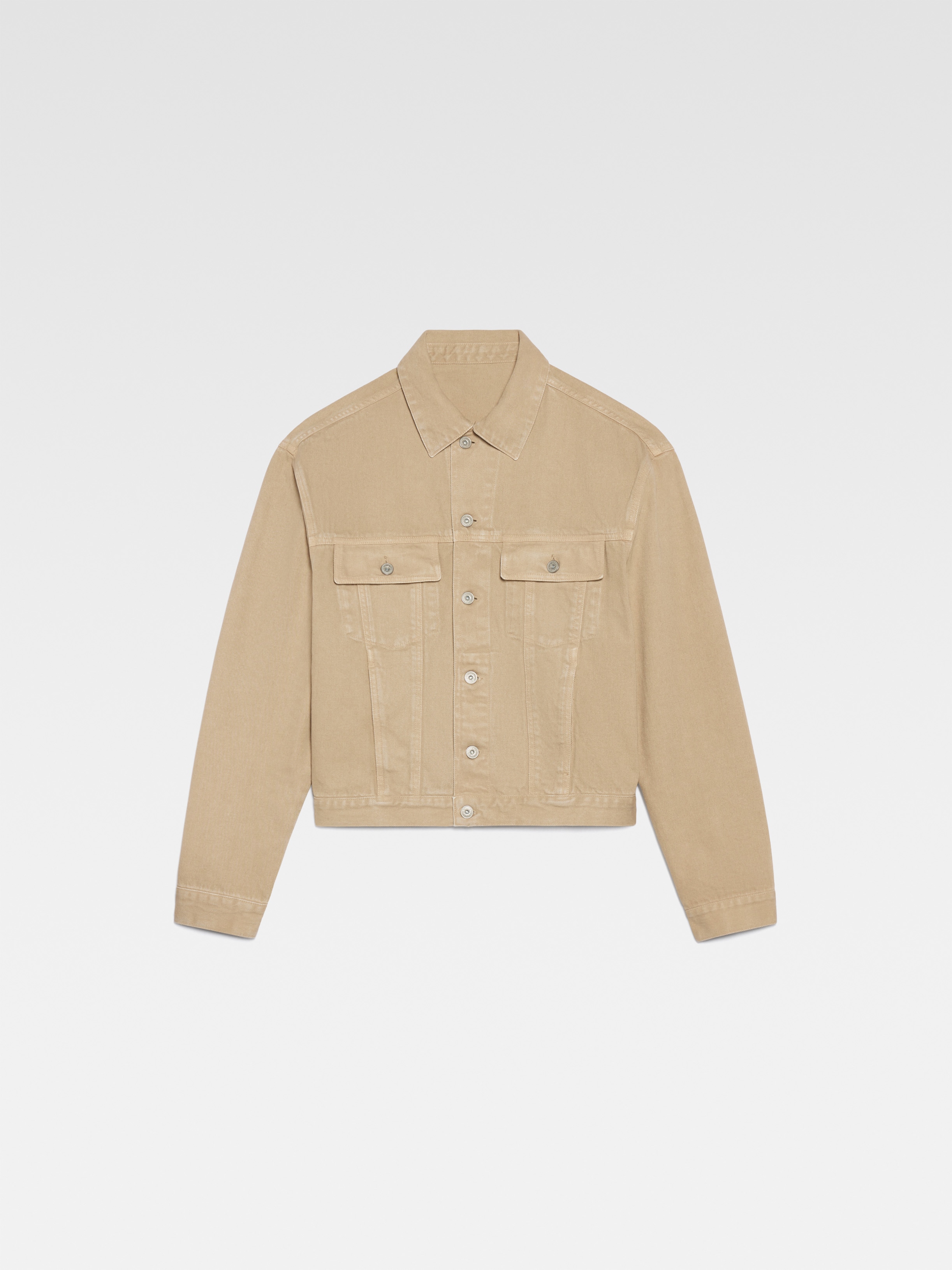 LA VESTE DE-N&Icirc;MES