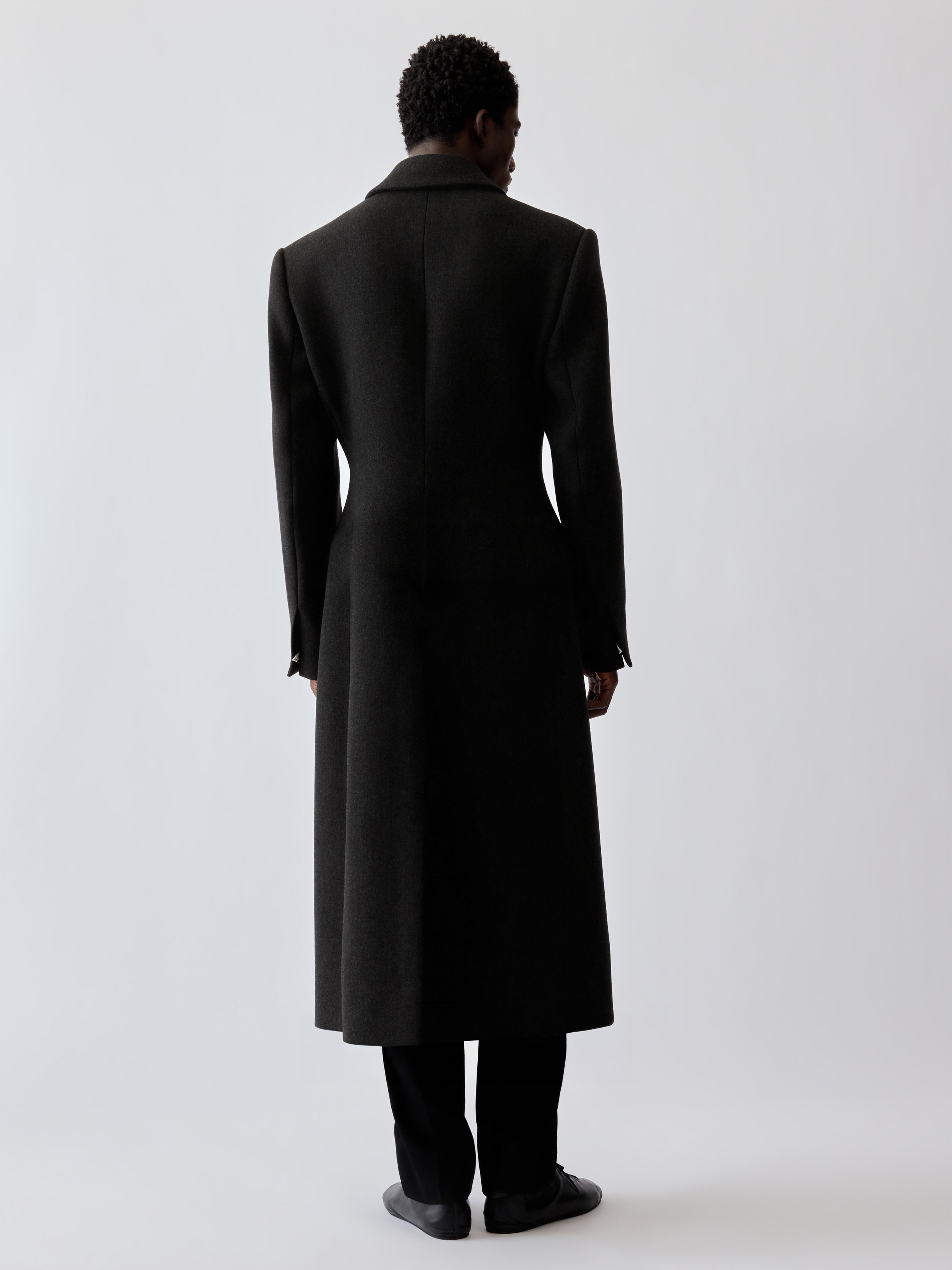 LE MANTEAU TAILLEUR