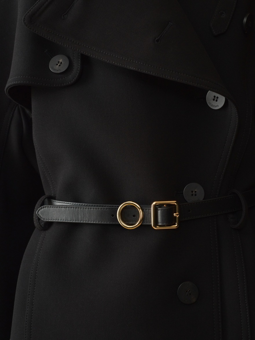 The thin Regalo belt by JACQUEMUS | Official website display picture 1