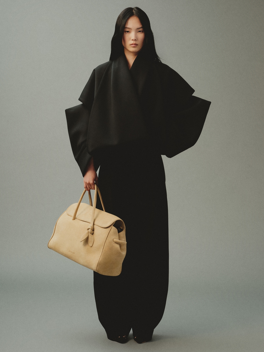 The Turismo shopper bag by Jacquemus