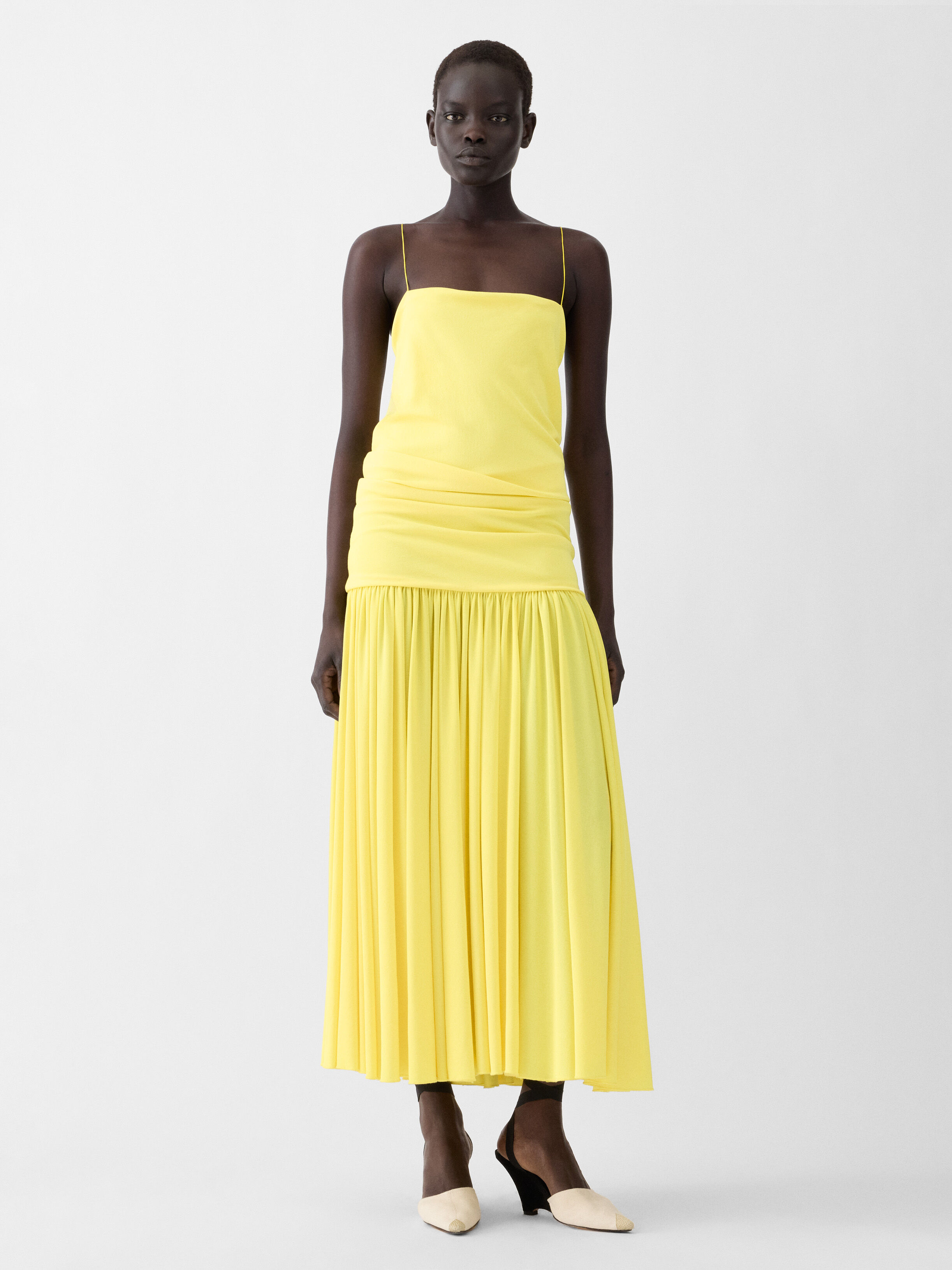 Find amazing products in セール' today | Jacquemus