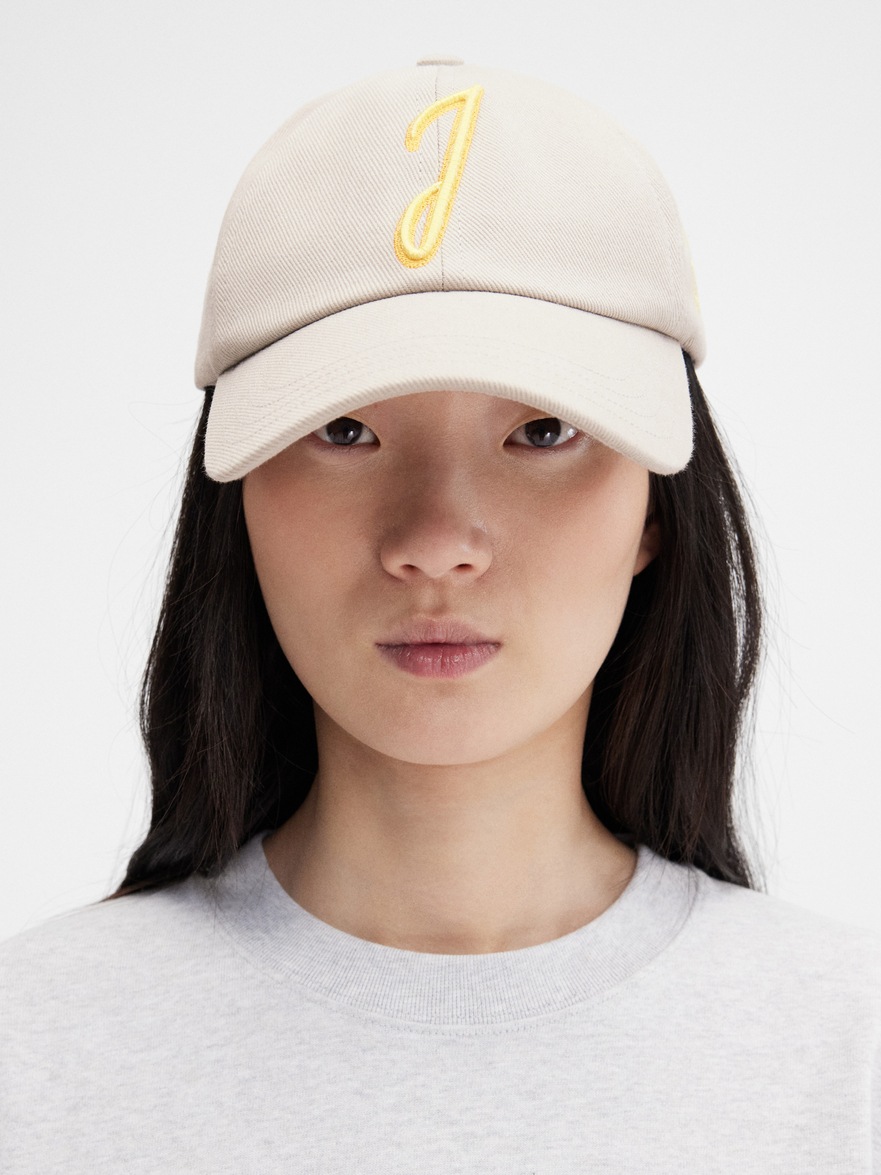 Jacquemus New York Baseball Cap The New York baseball cap by JACQUEMUS | Official website main image 3