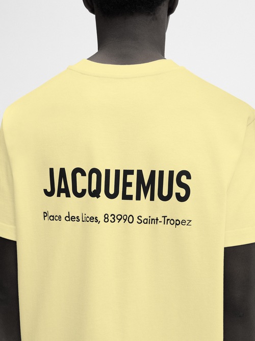 Das Saint Tropez Place des Lices T-Shirt mit Adresse