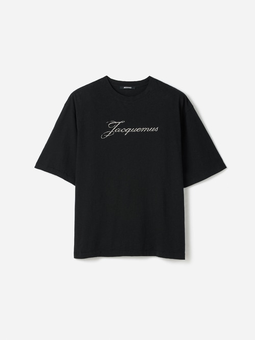 The Jacquemus t-shirt