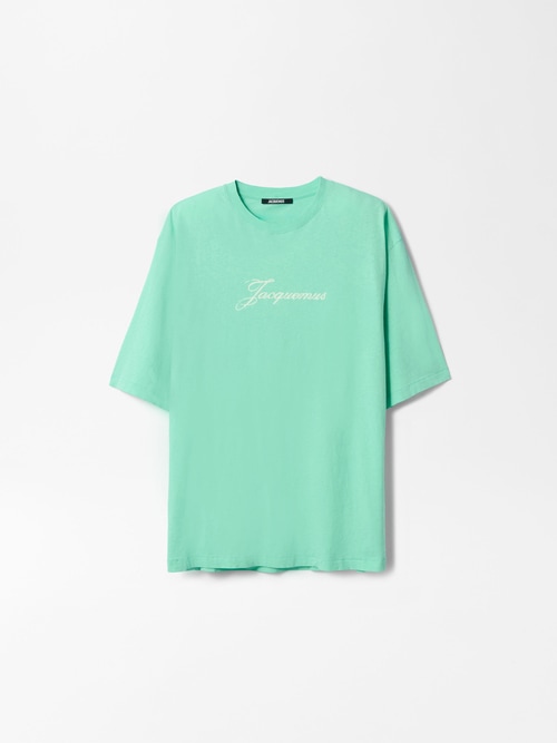 The Jacquemus t-shirt