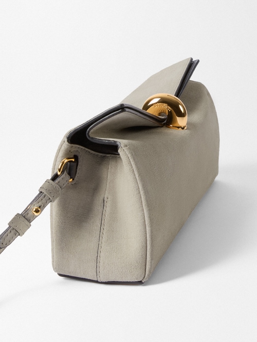 The Val&eacute;rie clutch