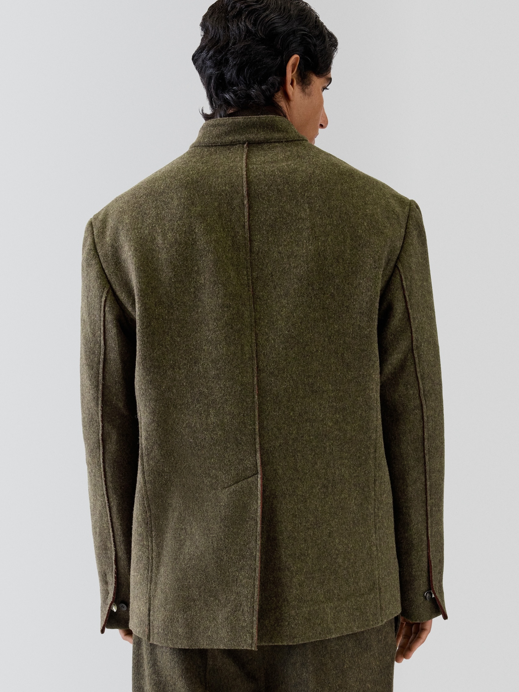 LA VESTE CUBO