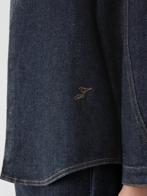 The Amelo de-N&icirc;mes denim shirt