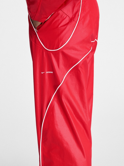 The JACQUEMUS+NIKE track pants