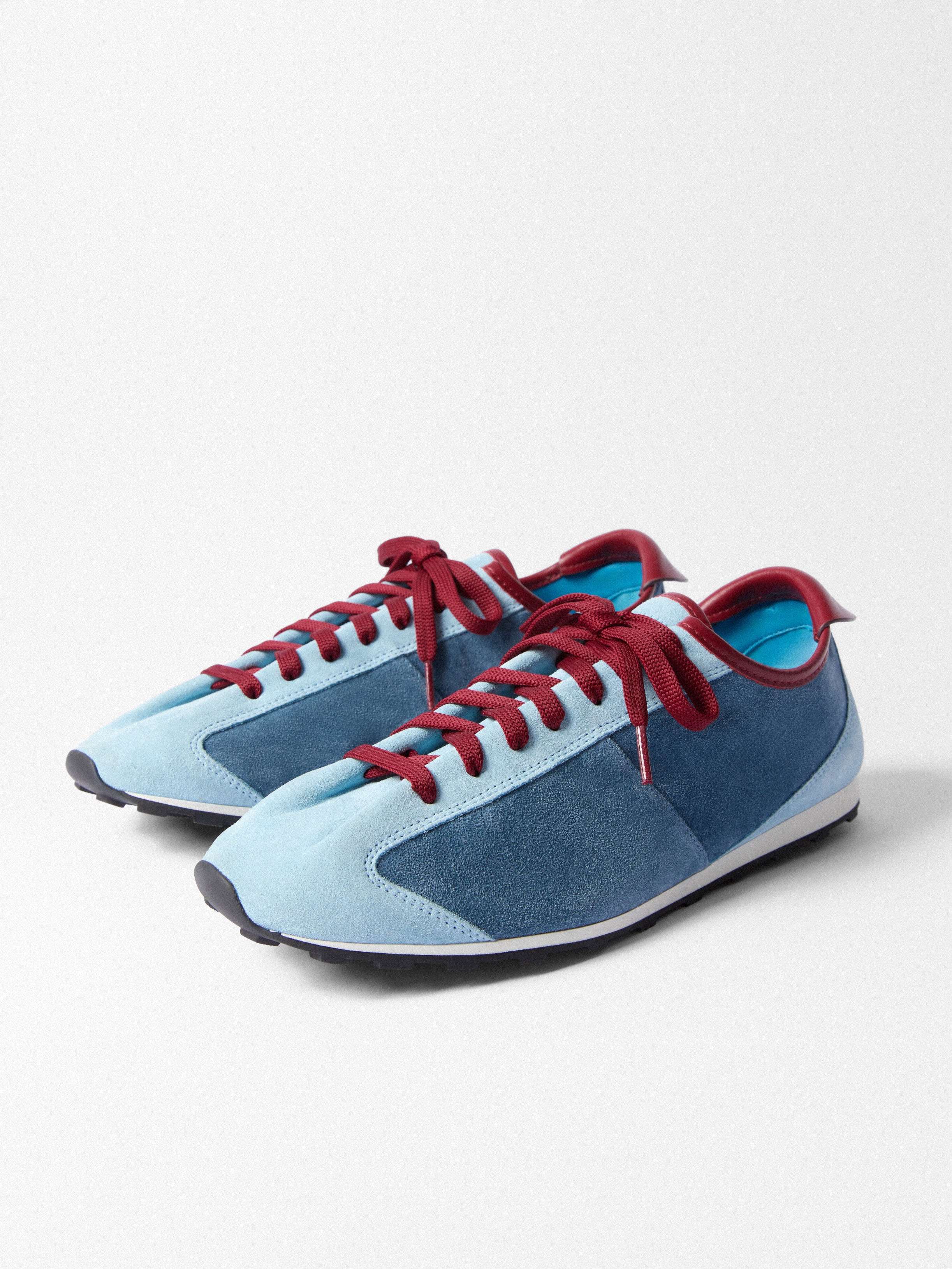 LES TENNIS