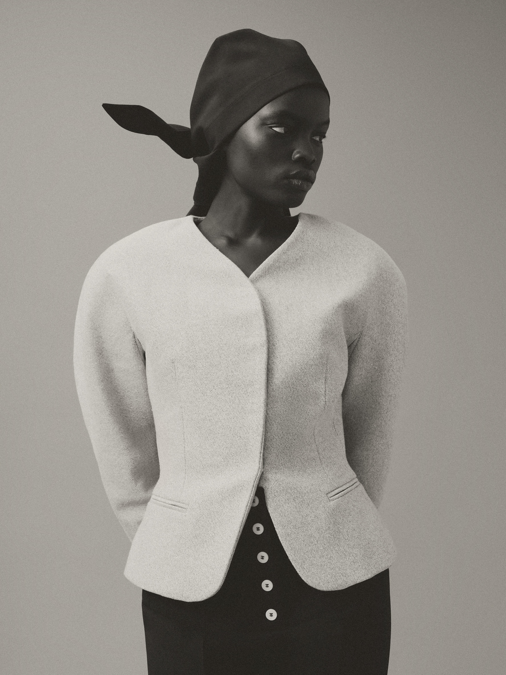 LA PETITE VESTE OVALO