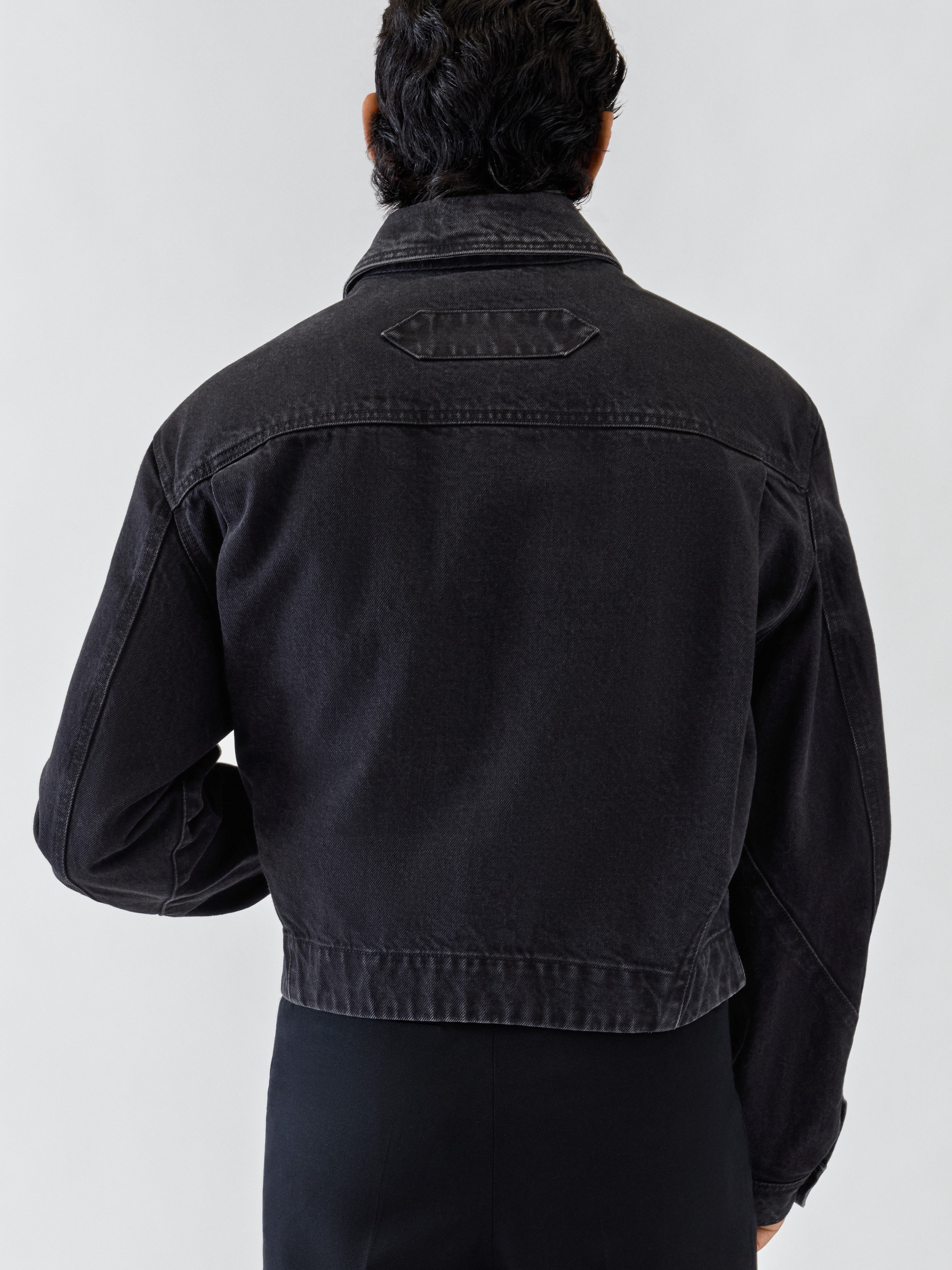 LA VESTE DE-N&Icirc;MES CANEVAS