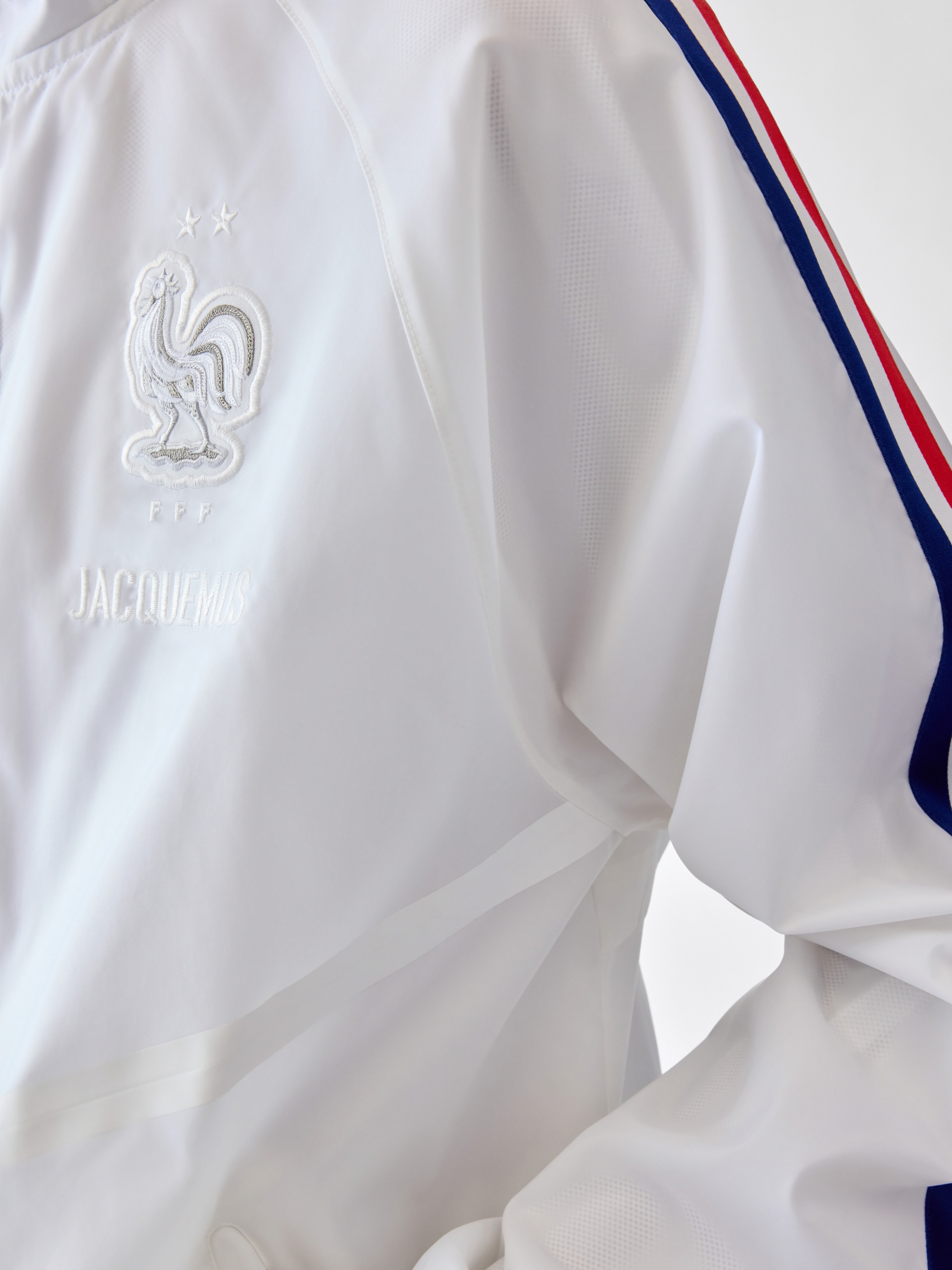 LA VESTE ANTHEM FRANCE 26