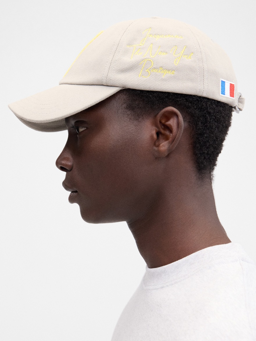 The New York baseball cap by JACQUEMUS | Official website display picture 1