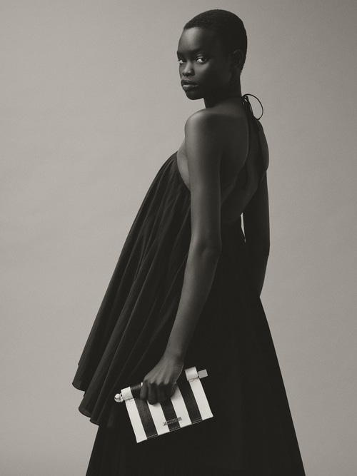 The small Rond Carr&eacute; clutch