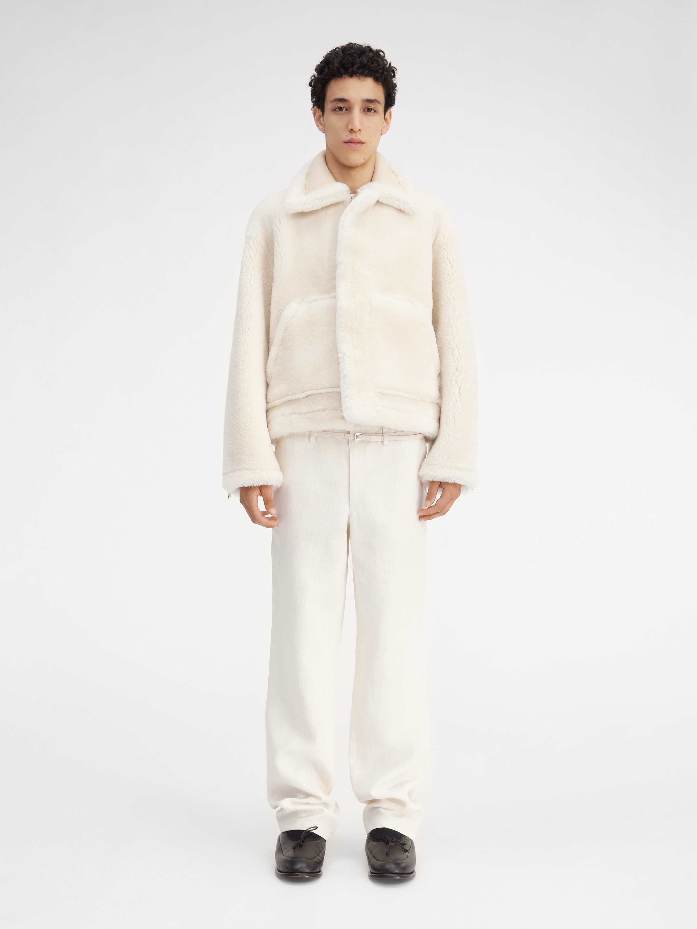 LE MANTEAU PASTRE