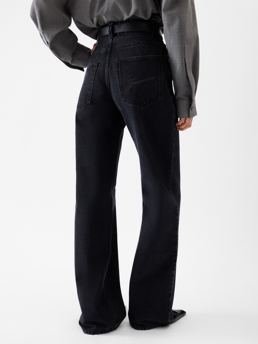 Jacquemus Nîmes ミッドライズ ワイドジーンズ | ブルー | FARFETCH JP 