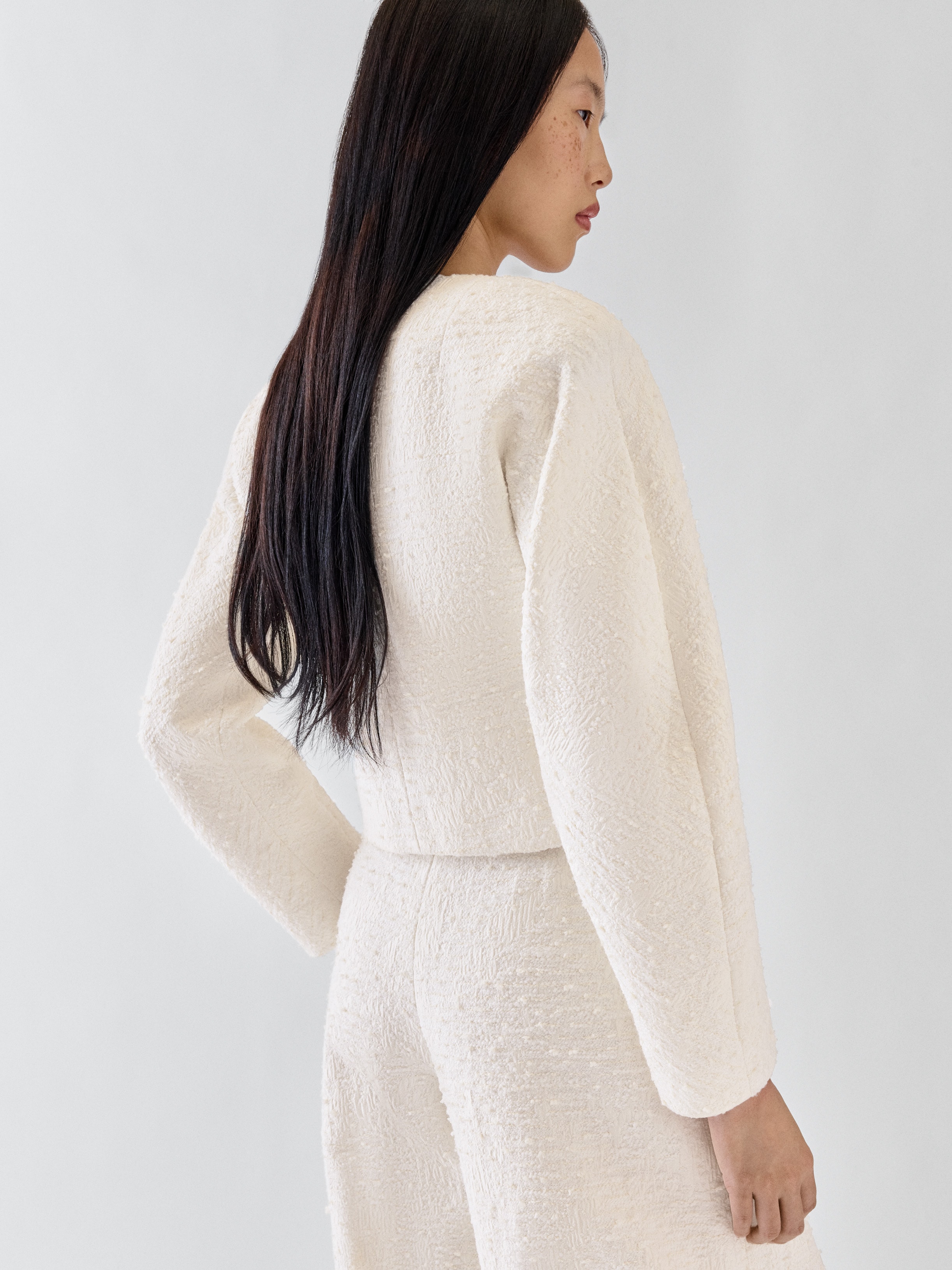 LA VESTE CARDIGAN COURTE