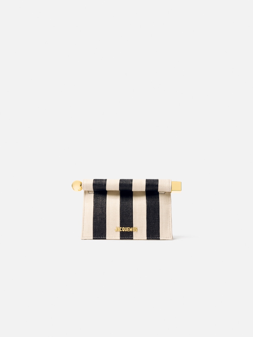 The small Rond Carr&eacute; clutch image visual